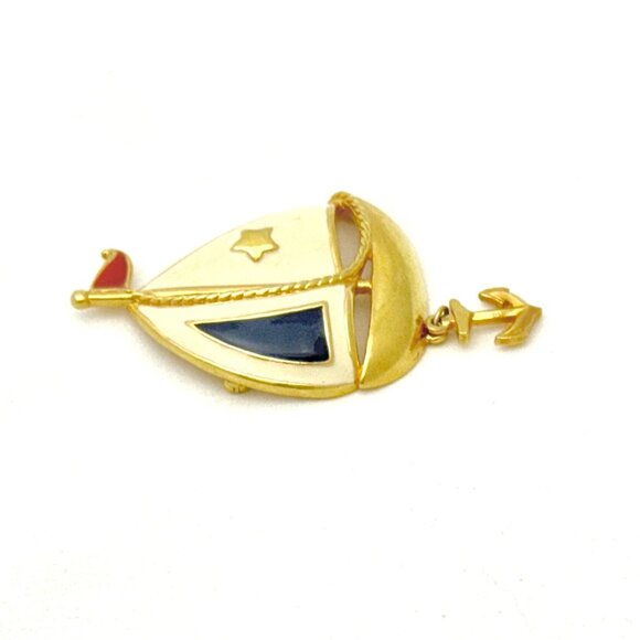 Vintage Avon Gold-Tone Sailboat Brooch Pin w/Dangle Anchor Nautical Jewelry - Picture 3 of 7
